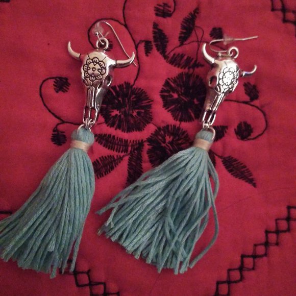 Tassel Earrings - Picture 1 of 3
